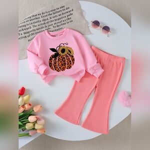 Children's/Girls Pink Pumpkin Graphic Sweatshirt and Pants Set
